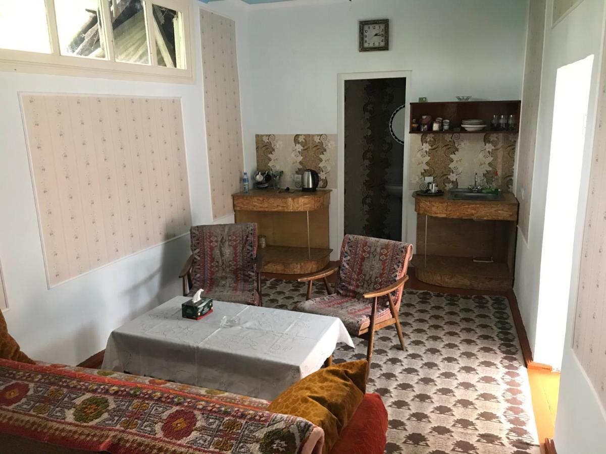 Hayq Guest House กอริส ภายนอก รูปภาพ